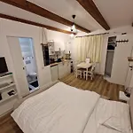 Middle Studio